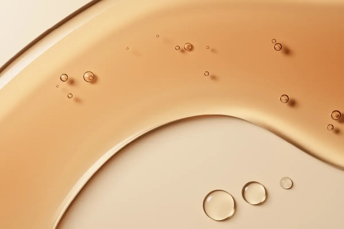 Emolienty – co to jest, jak działają i dlaczego są kluczowe w pielęgnacji skóry?