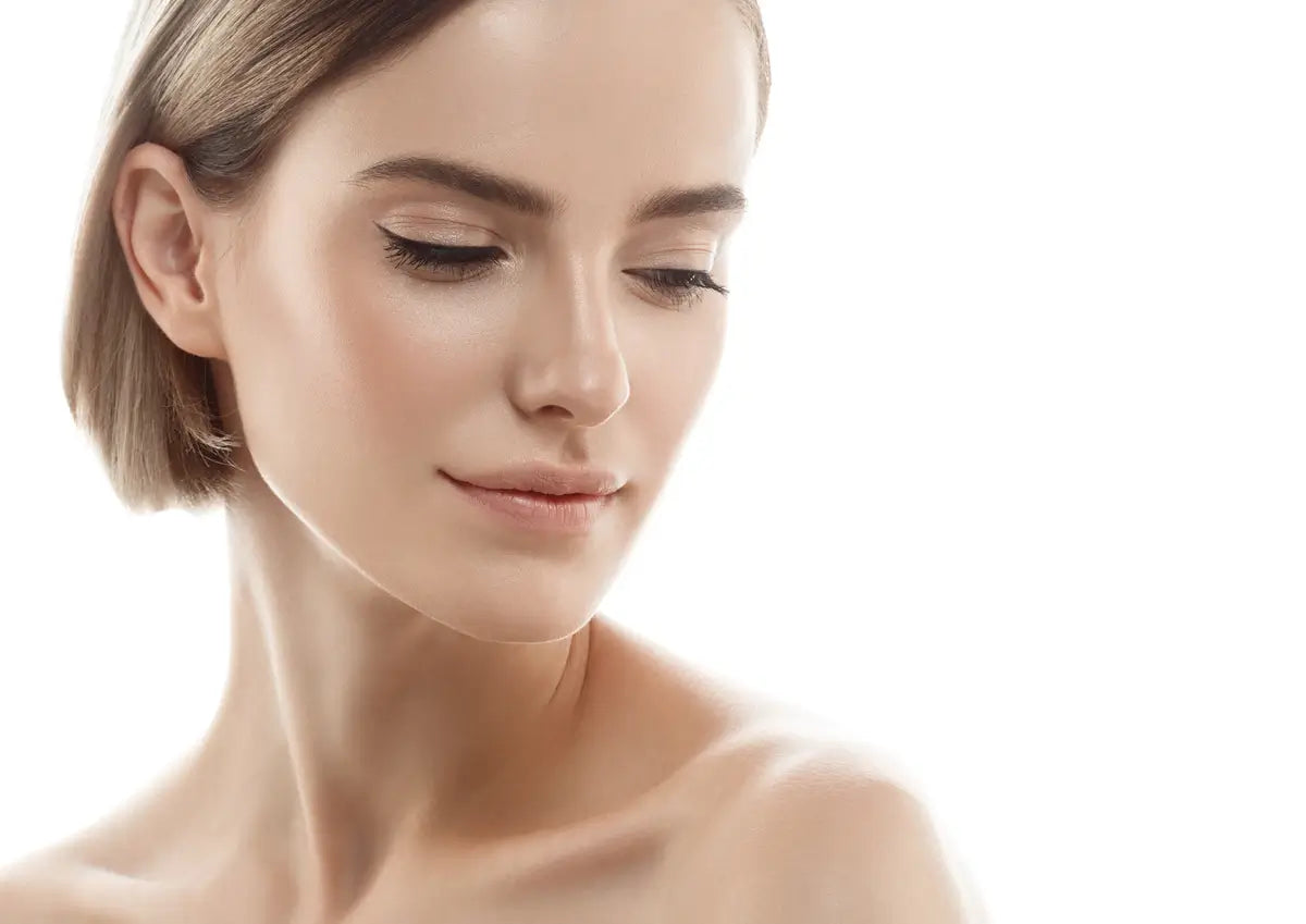 Jak odmłodzić twarz - skuteczne metody anti-aging potwierdzone nauką