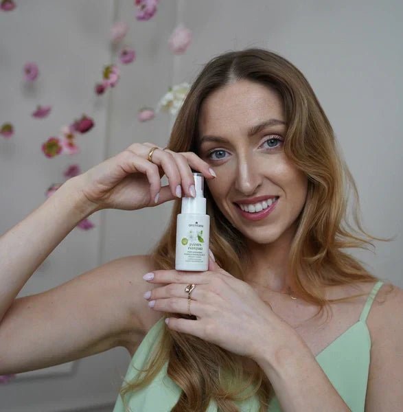 Jak pielęgnować włosy latem? Poradnik trychologa Orientana - Orientana