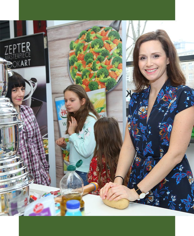 PREZENTACJA BIO AjURVEDA - Monika mrozowska i katarzyna błażejewska stuhr - Orientana