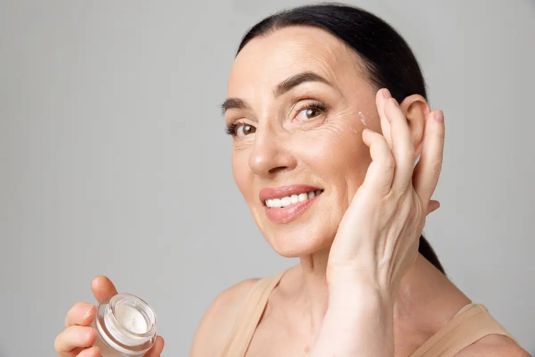 Ziemista cera -  jak odzyskać blask i zdrowy koloryt skóry? Radzi ekspert