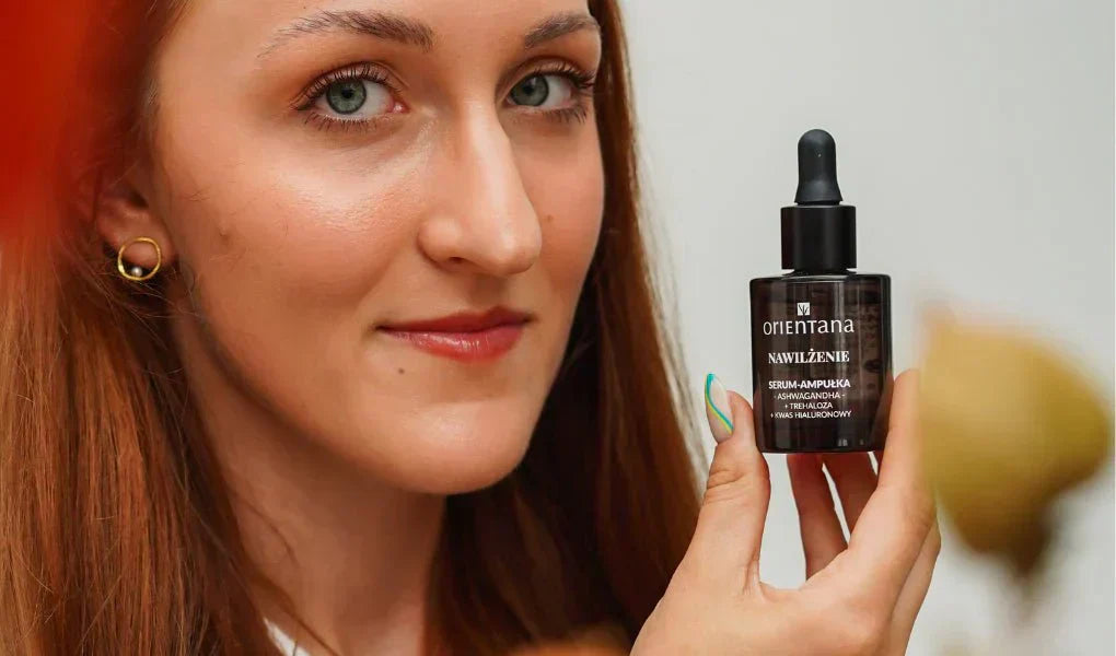 serum z trehalozą, kwasem Hialuronowym i ashwagandhą - Orientana
