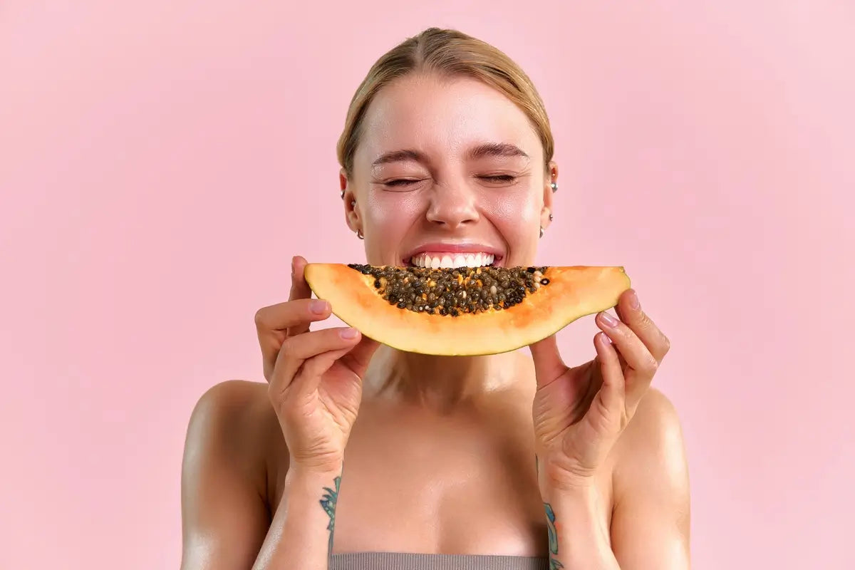 Smoothie z papai - przepis, który odżywia skórę od środka i dodaje naturalnego glow