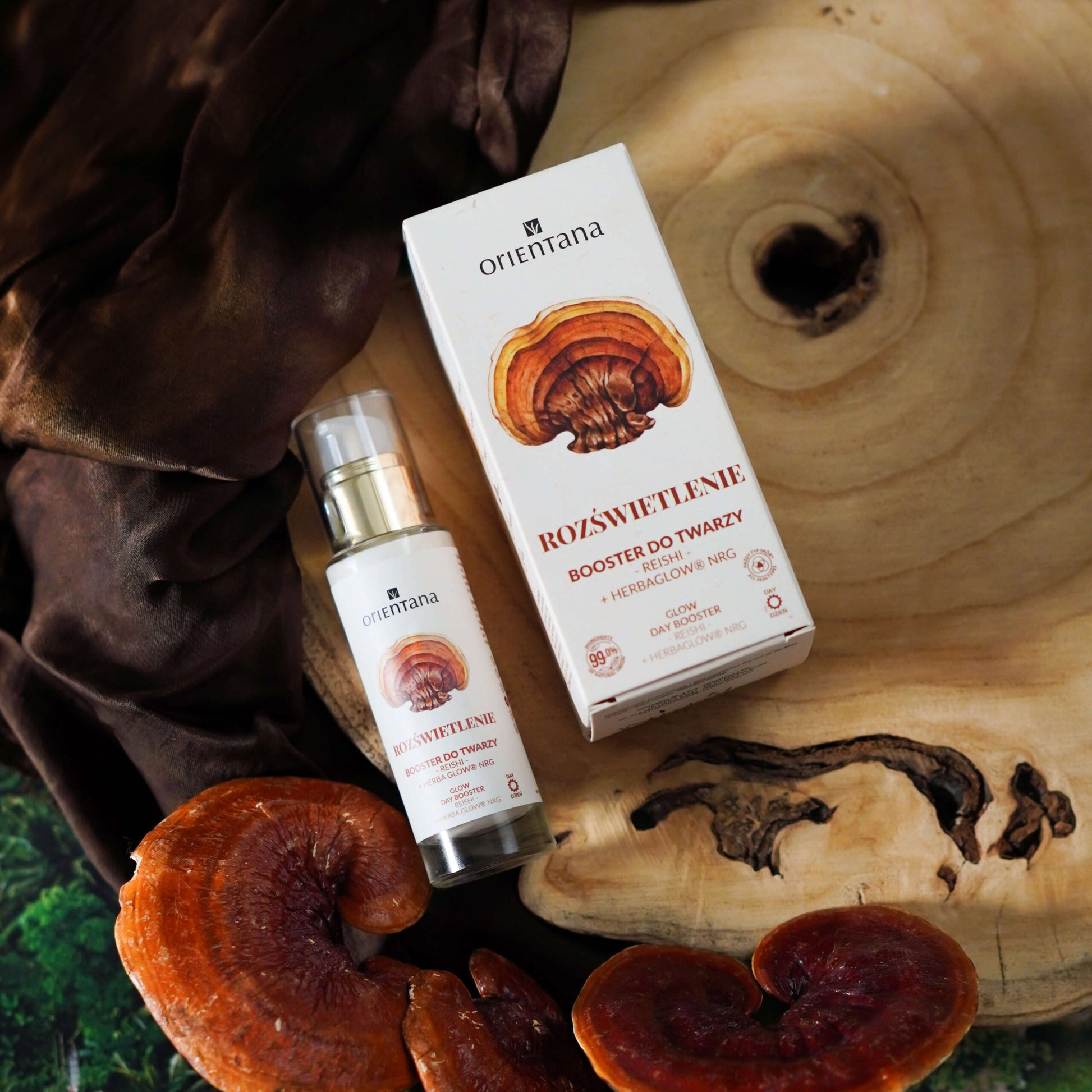 Booster rozświetlający REISHI i RÓŻENIEC GÓRSKI na dzień 30 ml - Orientana