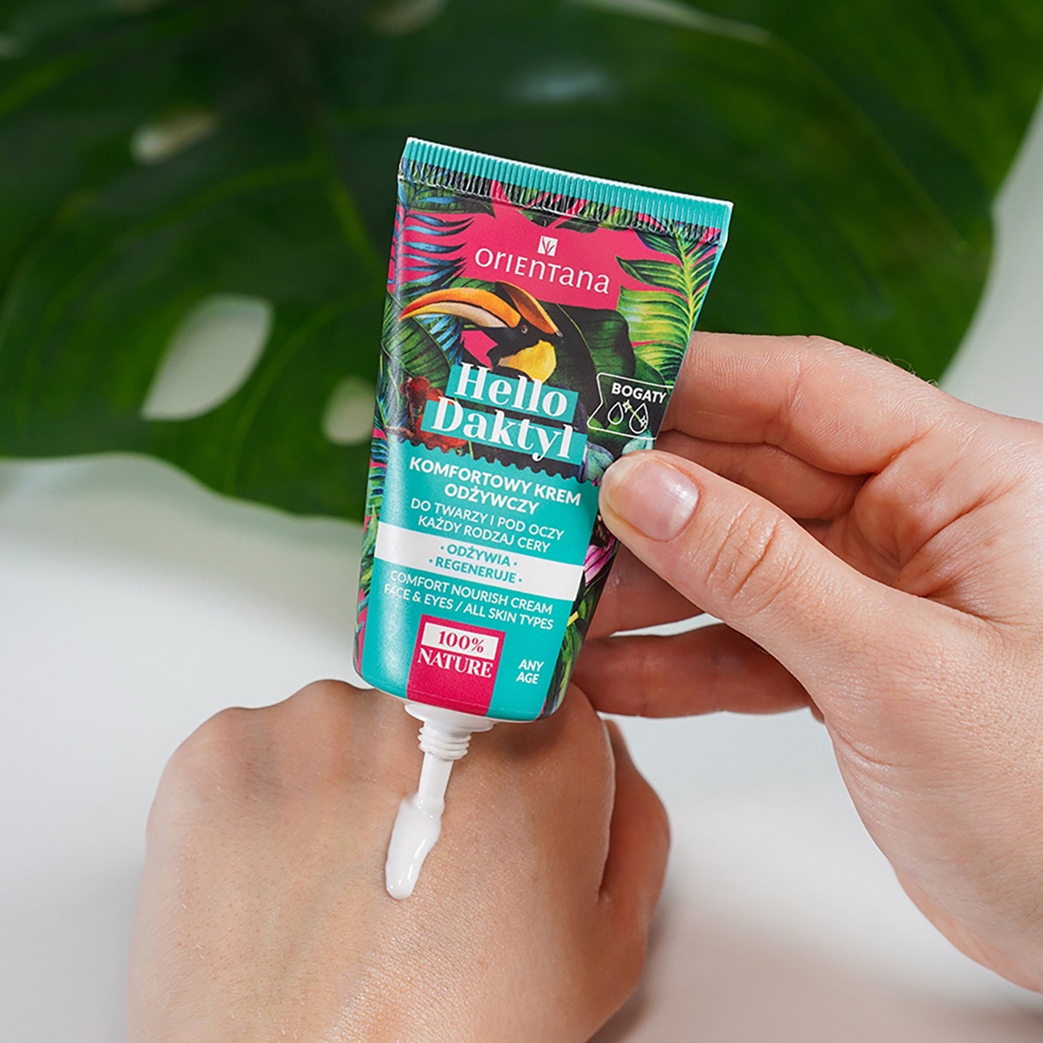 Komfortowy krem odżywczy do twarzy i pod oczy Hello Daktyl 40 ml - Orientana
